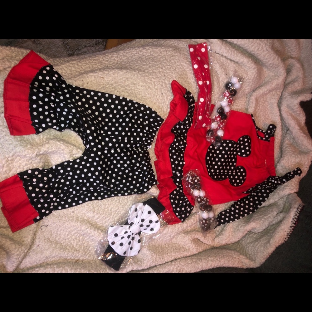 Minnie mouse themed girls outfit 18-24 months